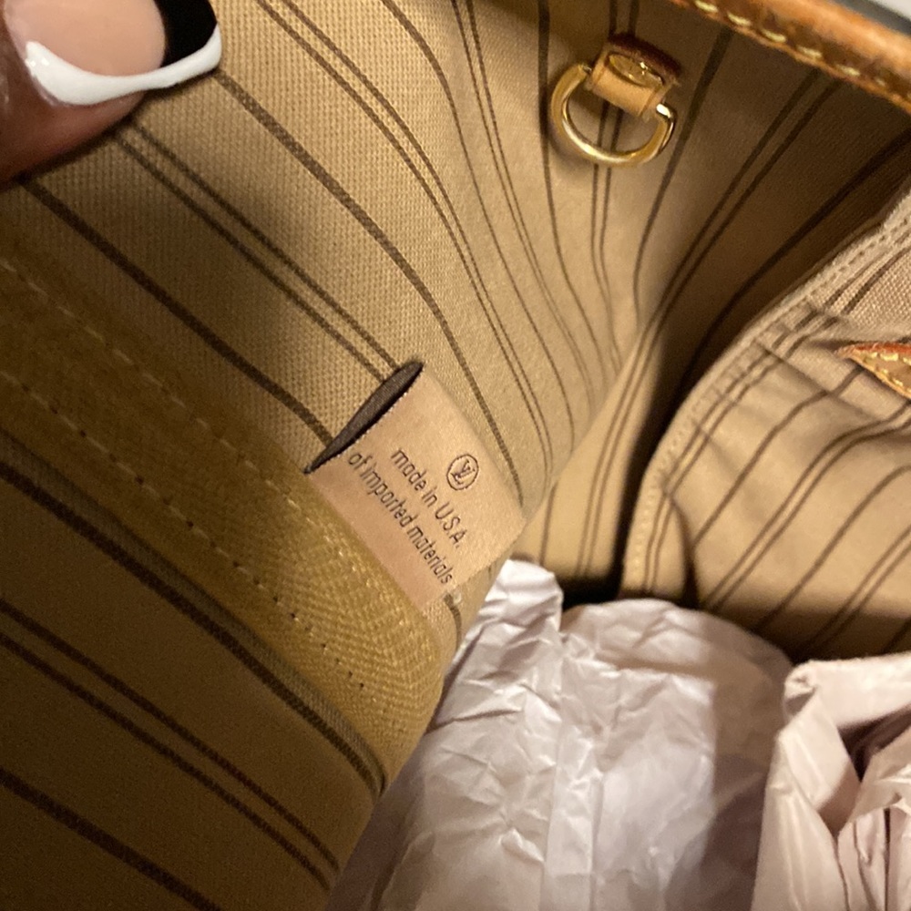 Louis Vuitton Neverfull GM - Picture 9 of 14